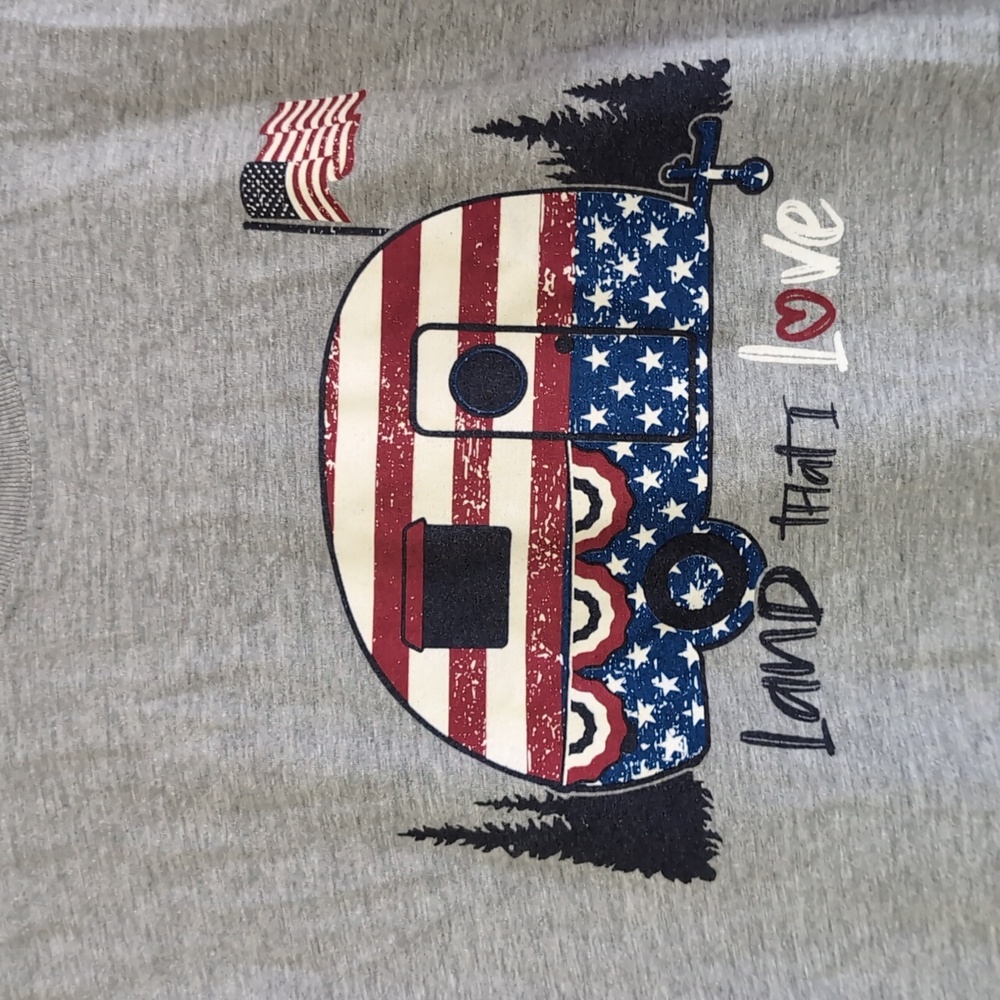 Camper Land that I love shirt - Picture 2 of 4